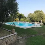 Вилла Podere Belvedere - With Private Swimming-pool - Charming Italy Tour